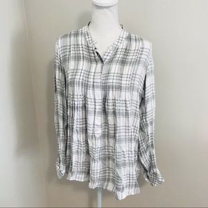 GAP PinTuck Plaid Top